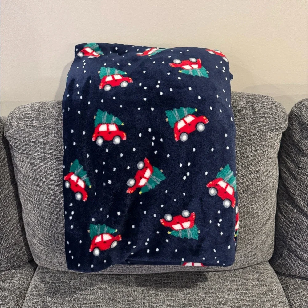 Christmas Throw Blanket with Red Car and Christmas Tree Design